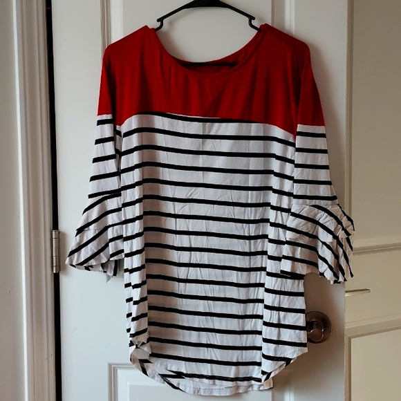 Tickled Teal large 3/4 sleeve with ruffles red black white top - Picture 1 of 12